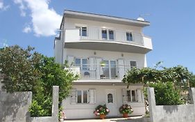 Apartman Karic